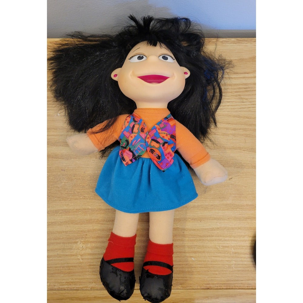 Vintage 1994 The Puzzle Place Julie Woo Doll Fisher Price PBS TV 6735 READ - Picture 2 of 6